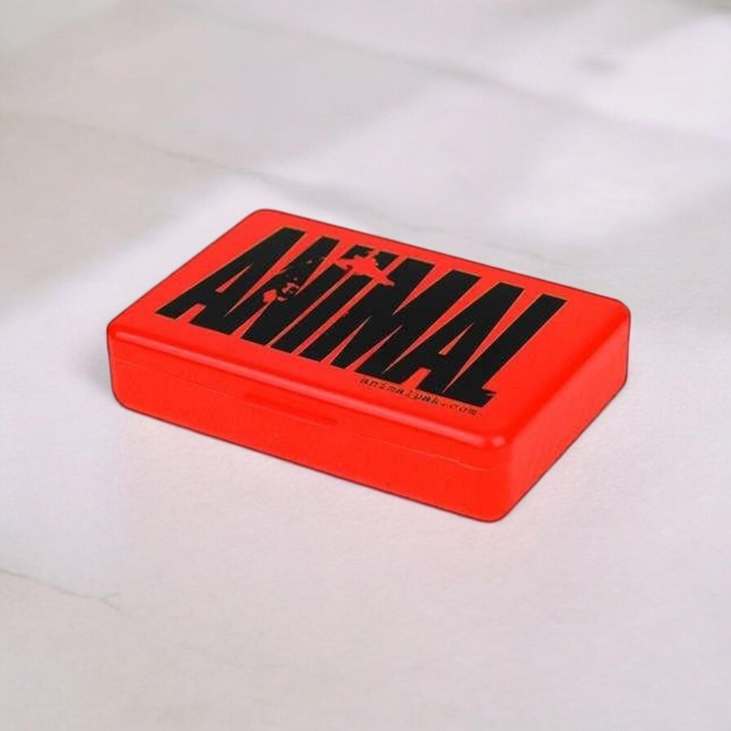 UNIVERSAL - Animal Pillendose - Rot Schwarz