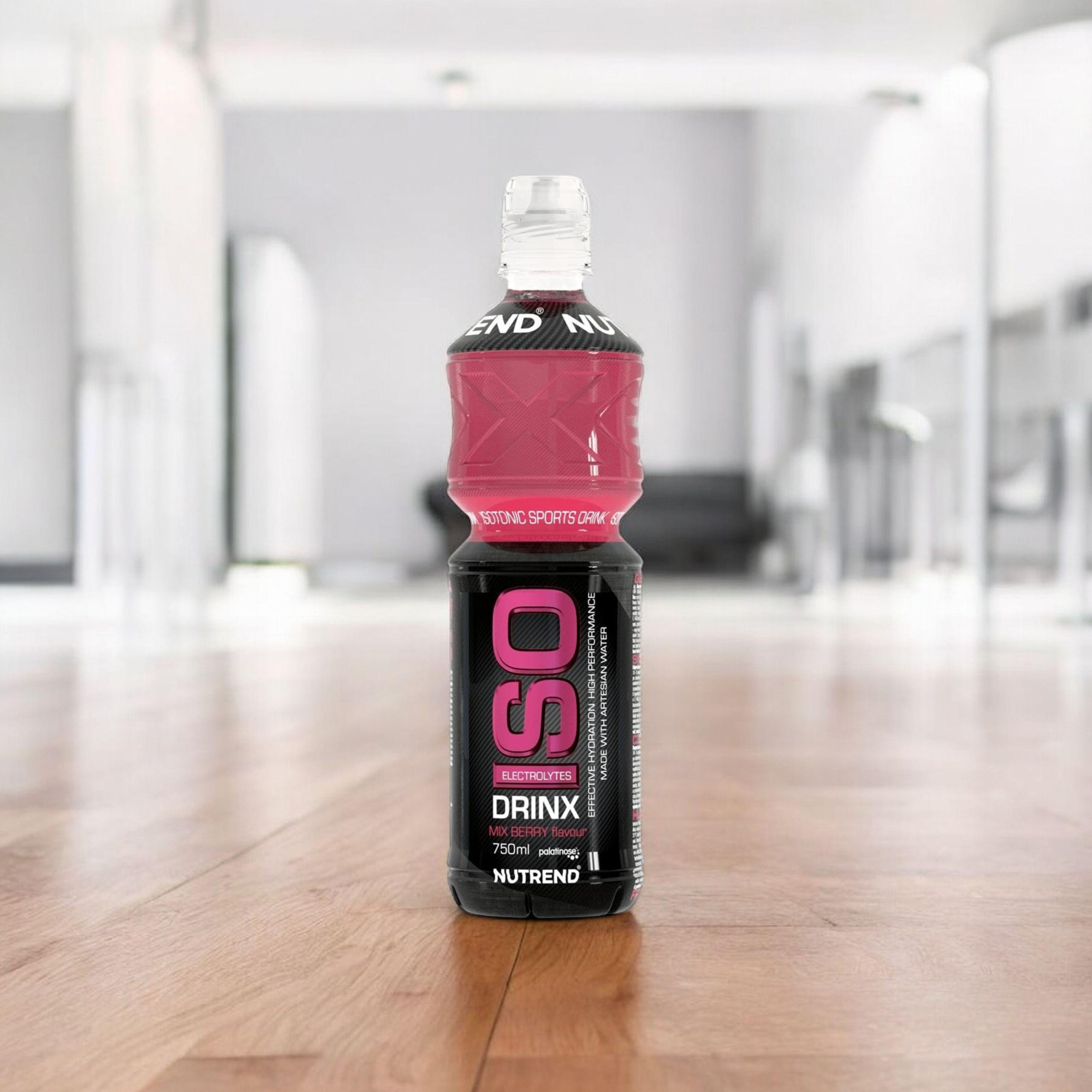 NUTREND - Isodrinx - 8x 750ml - Beerenmischung