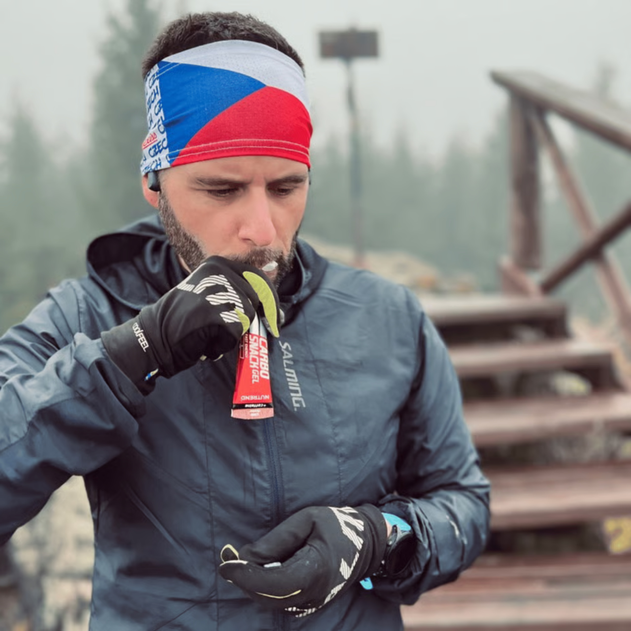 NUTREND - Carbosnack with Caffeine - 12x 50g