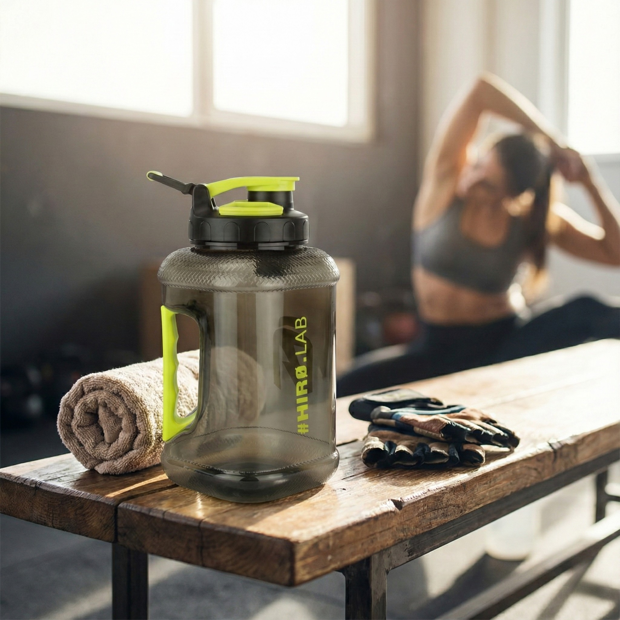 HIRO.LAB Wasserkanister Crater Cap - 1,89l - Kanister, Trinkflasche, Wasserflasche